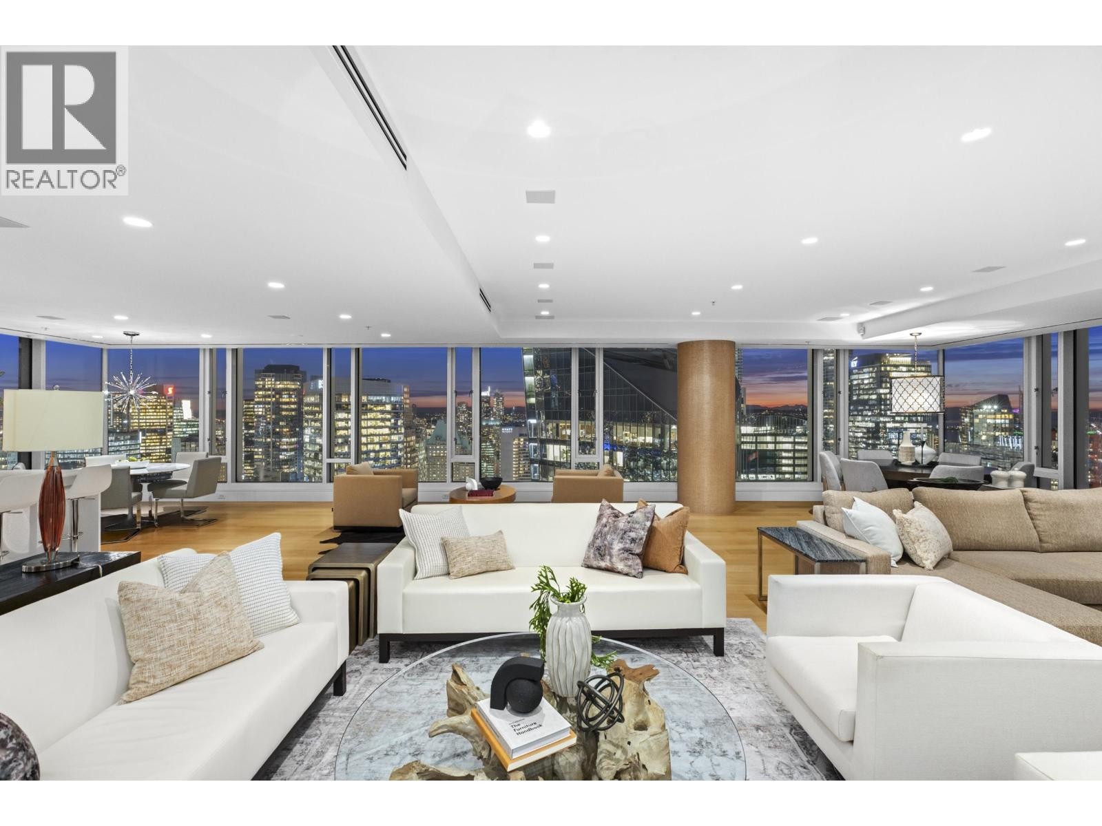 












4602 1011 W CORDOVA STREET

,
Vancouver,




British Columbia
V6C0B2

