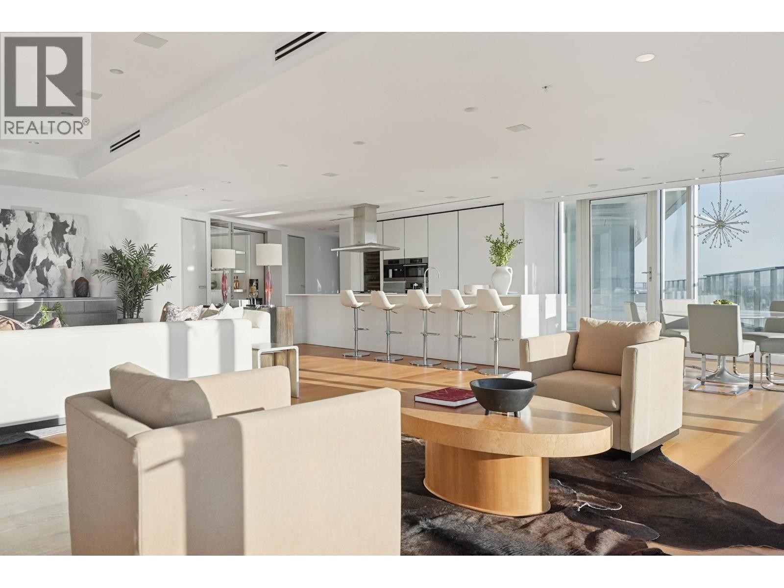 












4602 1011 W CORDOVA STREET

,
Vancouver,




British Columbia
V6C0B2

