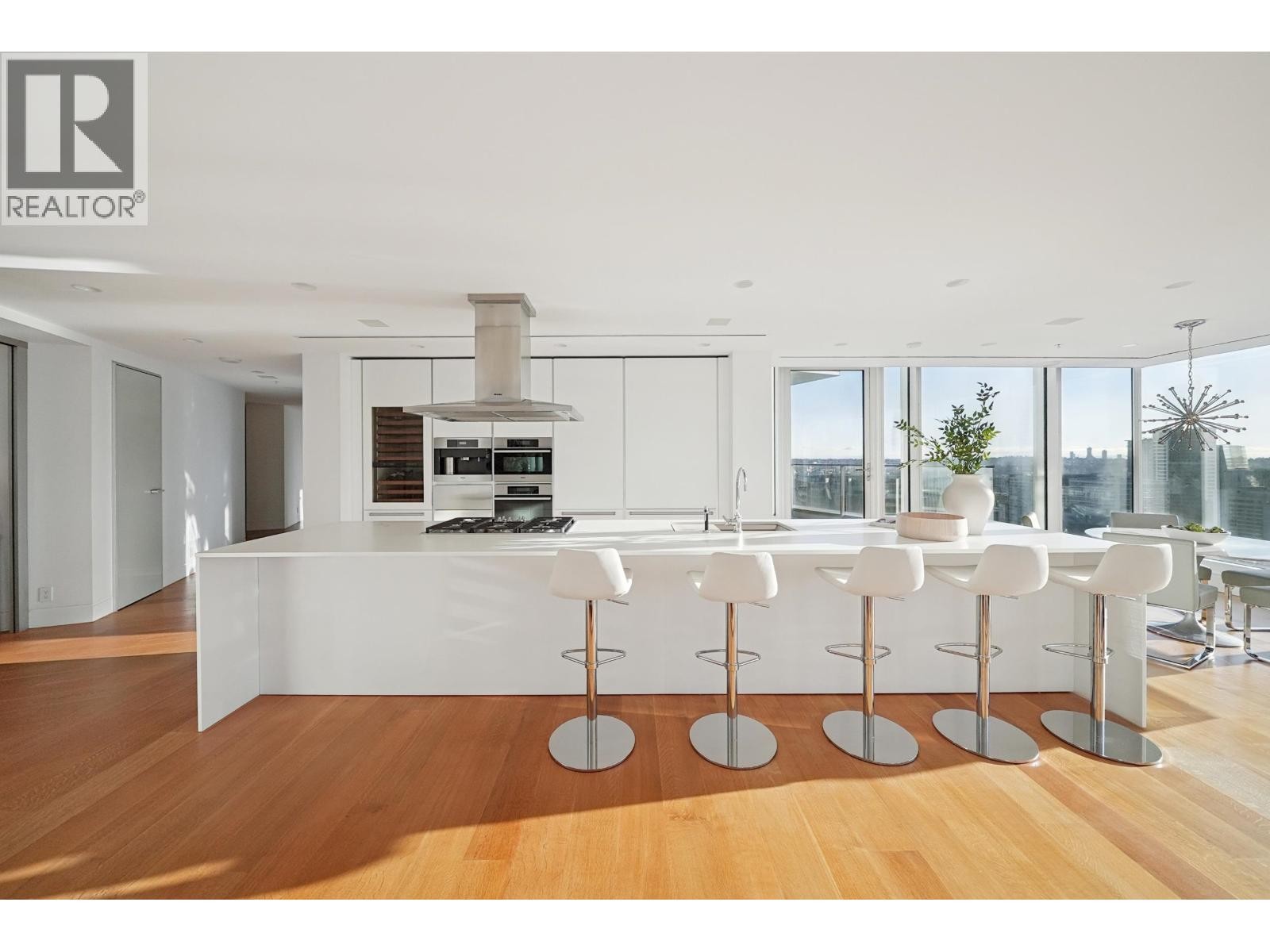 












4602 1011 W CORDOVA STREET

,
Vancouver,




British Columbia
V6C0B2


