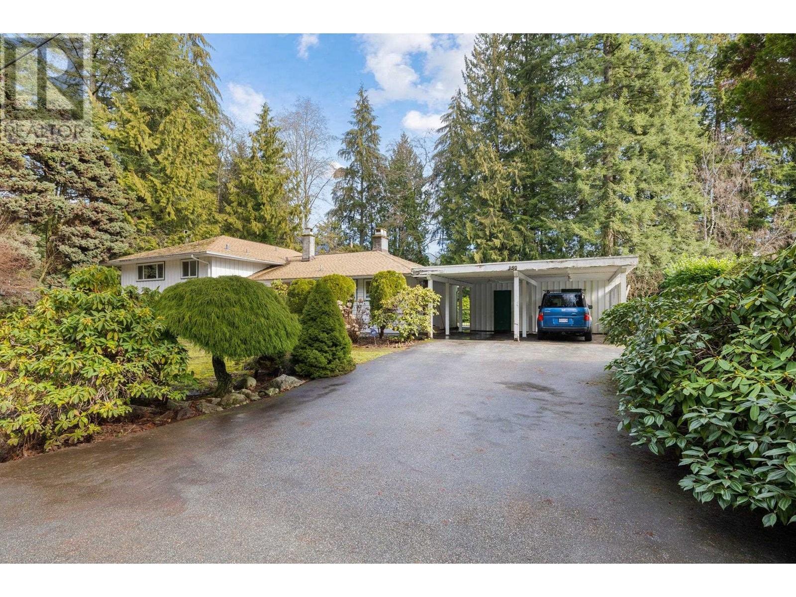 












350 ST JAMES CRESCENT

,
West Vancouver,




British Columbia
V7S1J8

