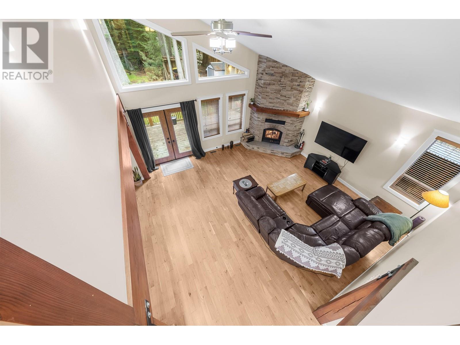 












1782 DEPOT ROAD

,
Squamish,




British Columbia
V0N1T0

