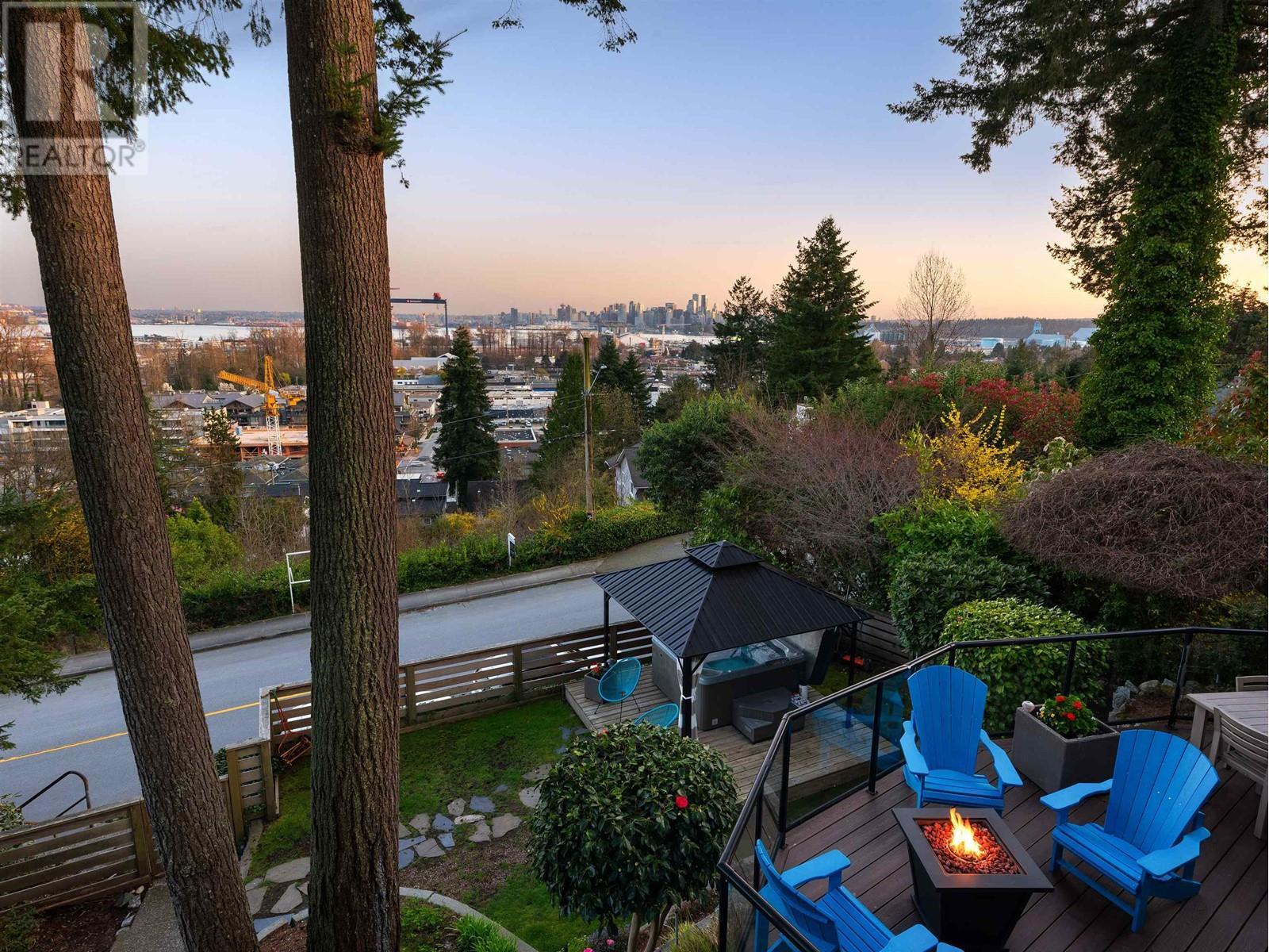 












1144 W KEITH ROAD

,
North Vancouver,




British Columbia
V7P1Y7

