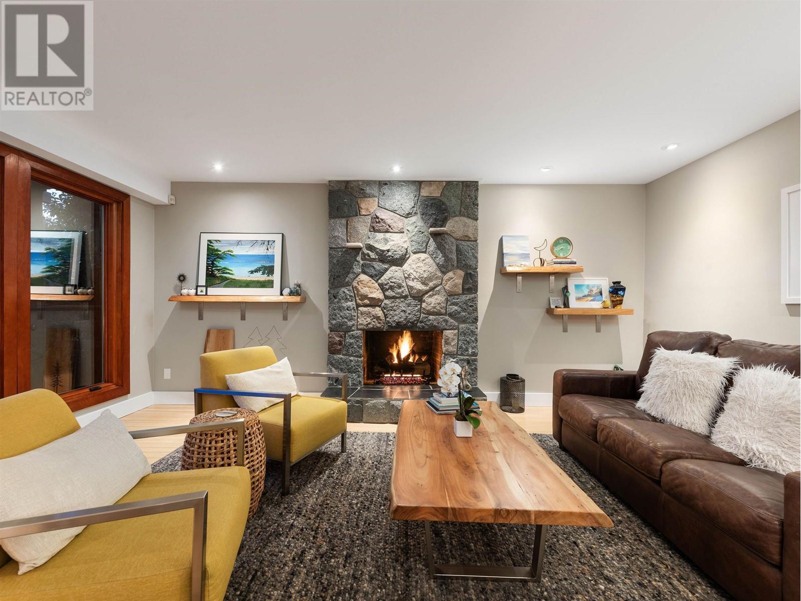 












1144 W KEITH ROAD

,
North Vancouver,




British Columbia
V7P1Y7


