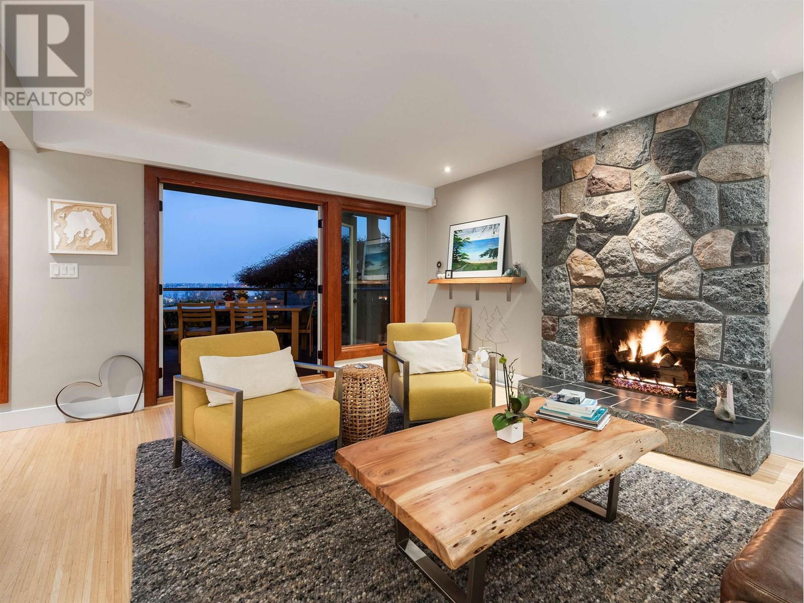 












1144 W KEITH ROAD

,
North Vancouver,




British Columbia
V7P1Y7

