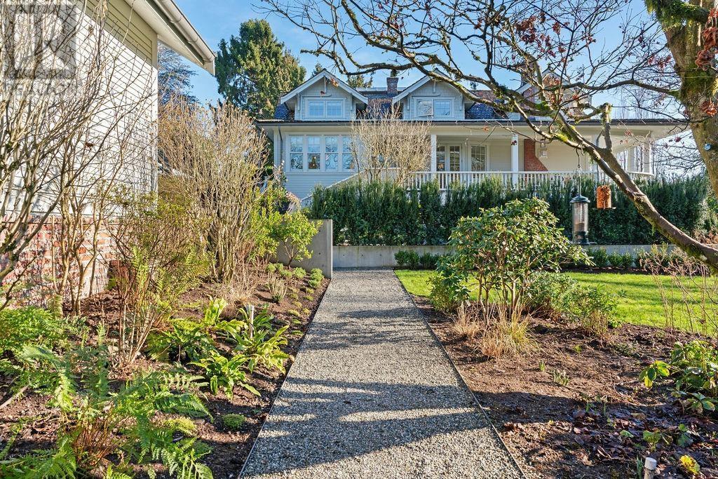 












6476 BLENHEIM STREET

,
Vancouver,




British Columbia
V6N1R5

