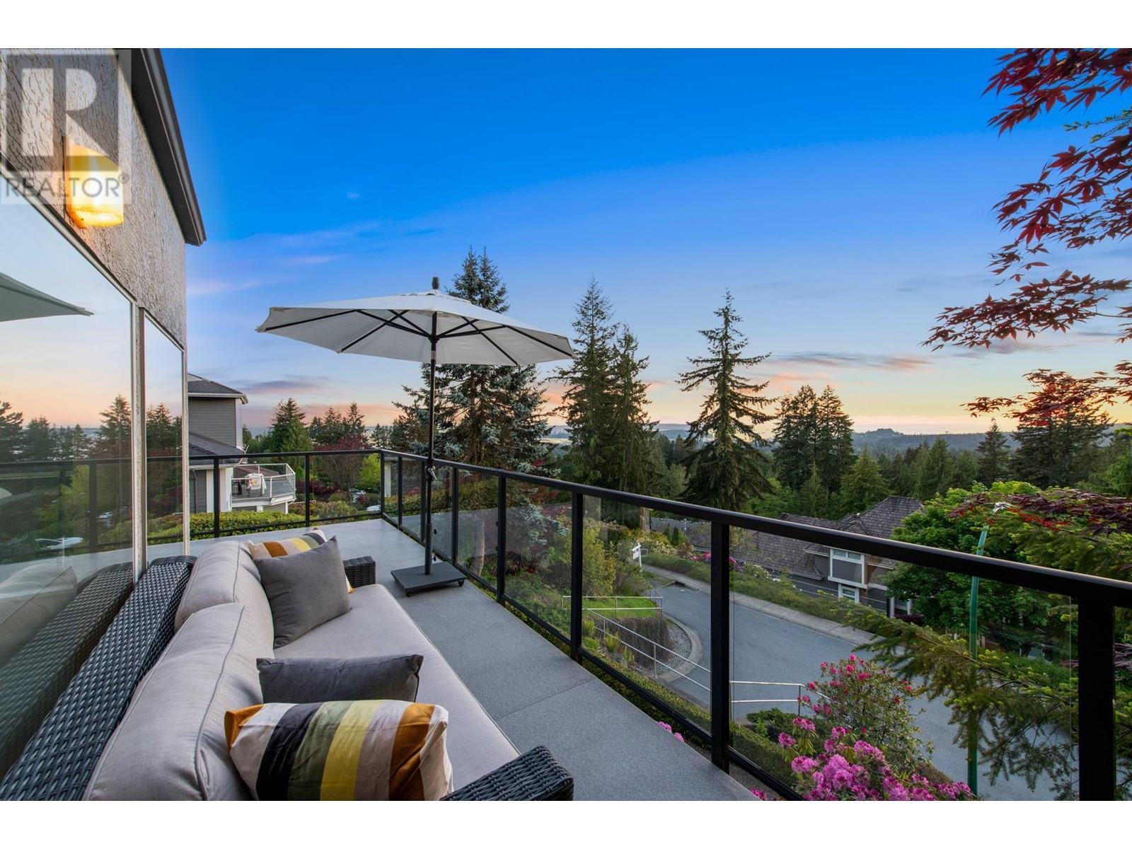 












4210 STARLIGHT WAY

,
North Vancouver,




British Columbia
V7N4L5

