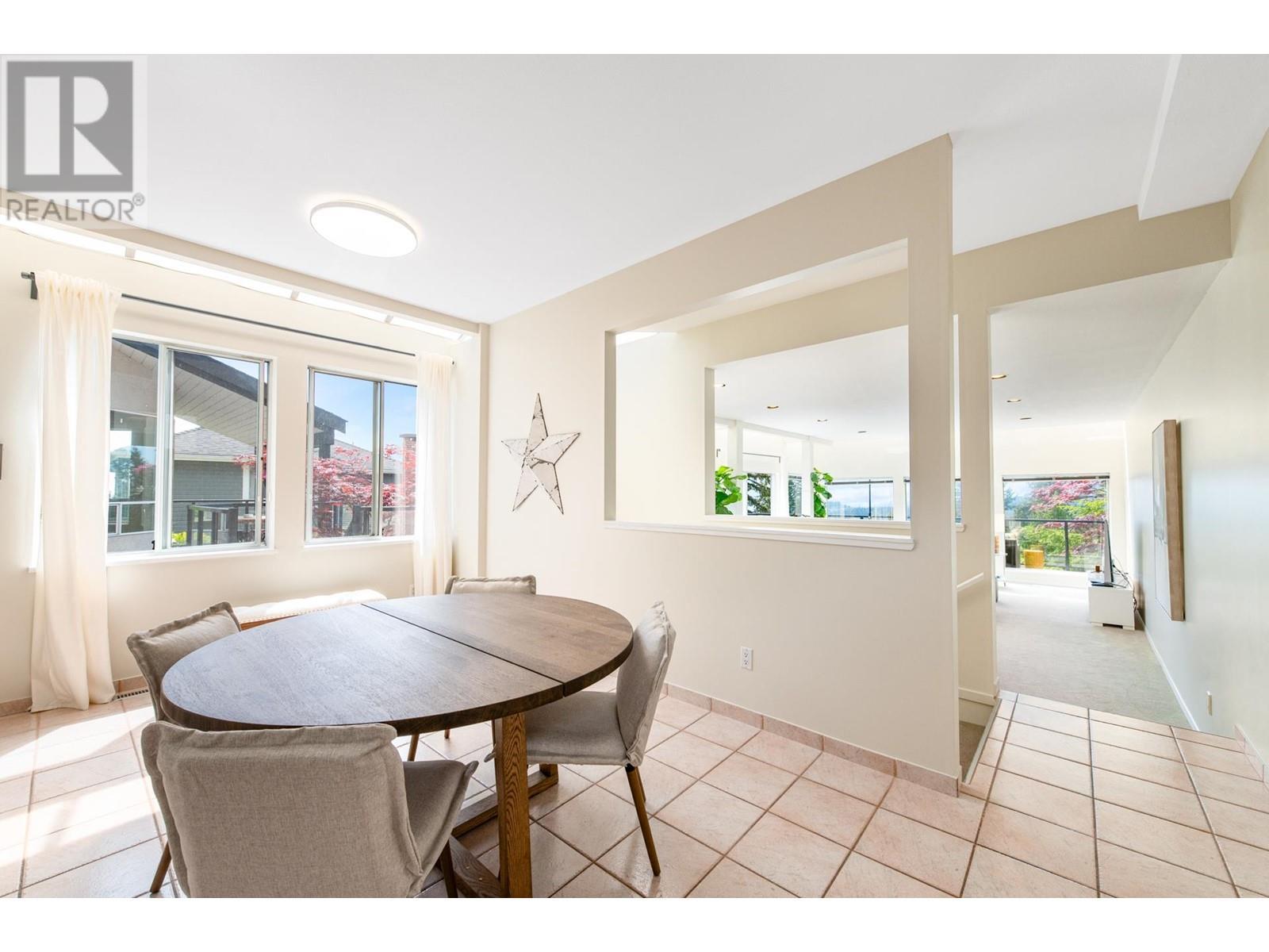 












4210 STARLIGHT WAY

,
North Vancouver,




British Columbia
V7N4L5

