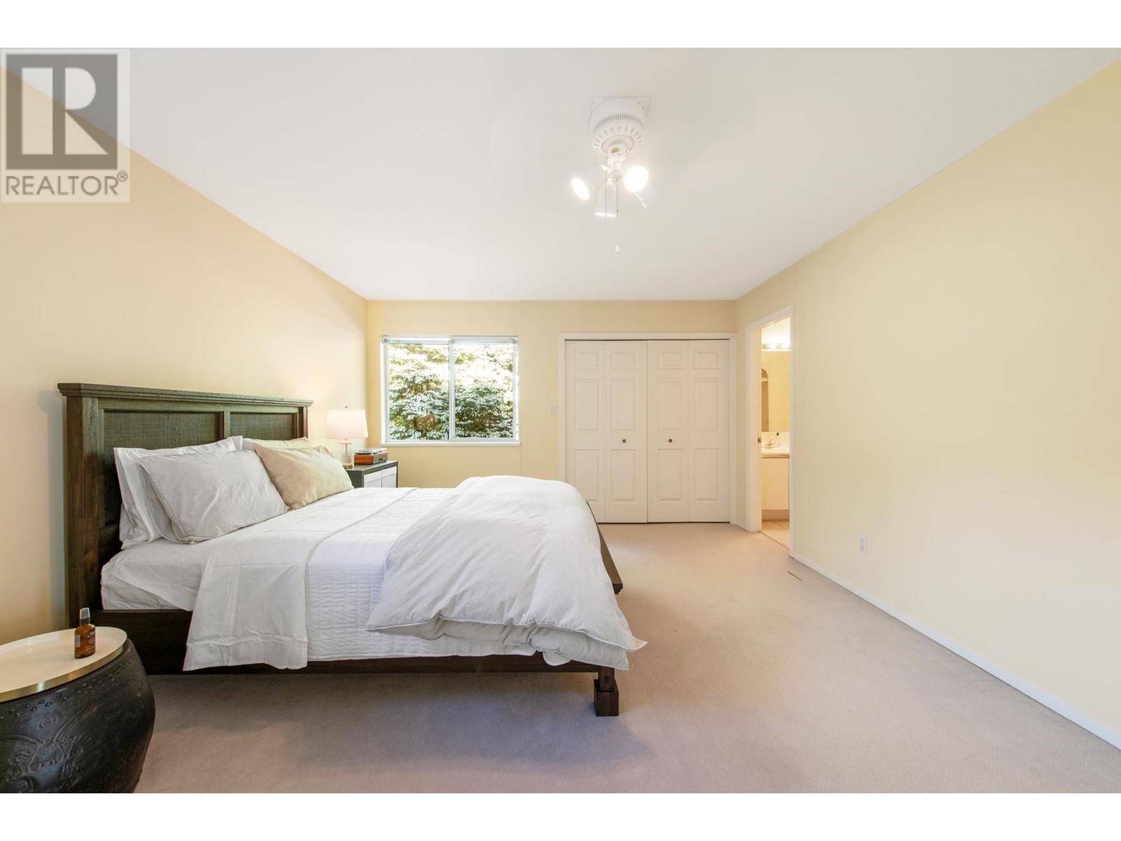 












4210 STARLIGHT WAY

,
North Vancouver,




British Columbia
V7N4L5

