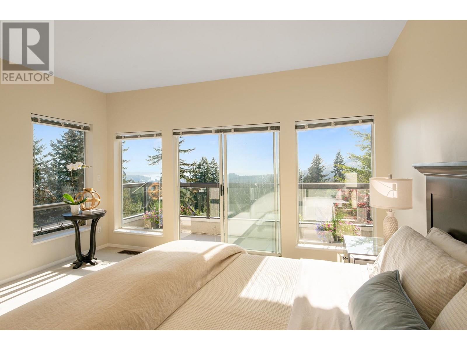 












4210 STARLIGHT WAY

,
North Vancouver,




British Columbia
V7N4L5


