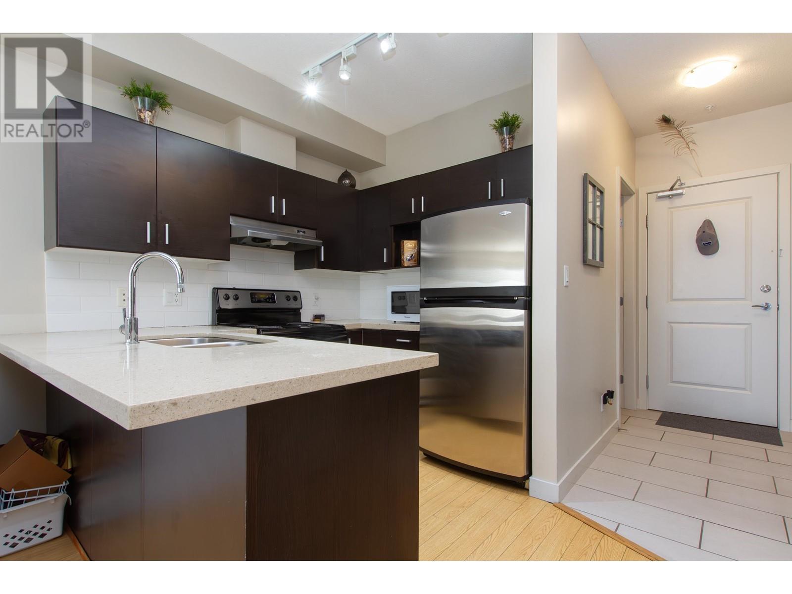 












214 41105 TANTALUS ROAD

,
Squamish,




British Columbia
V8B0N3

