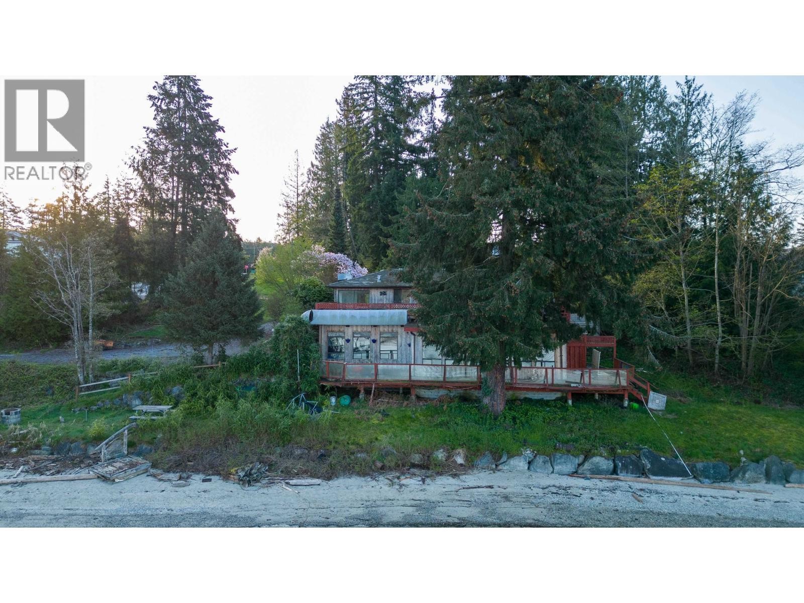 












5591 DELTA ROAD

,
Sechelt,




British Columbia
V7Z0G1

