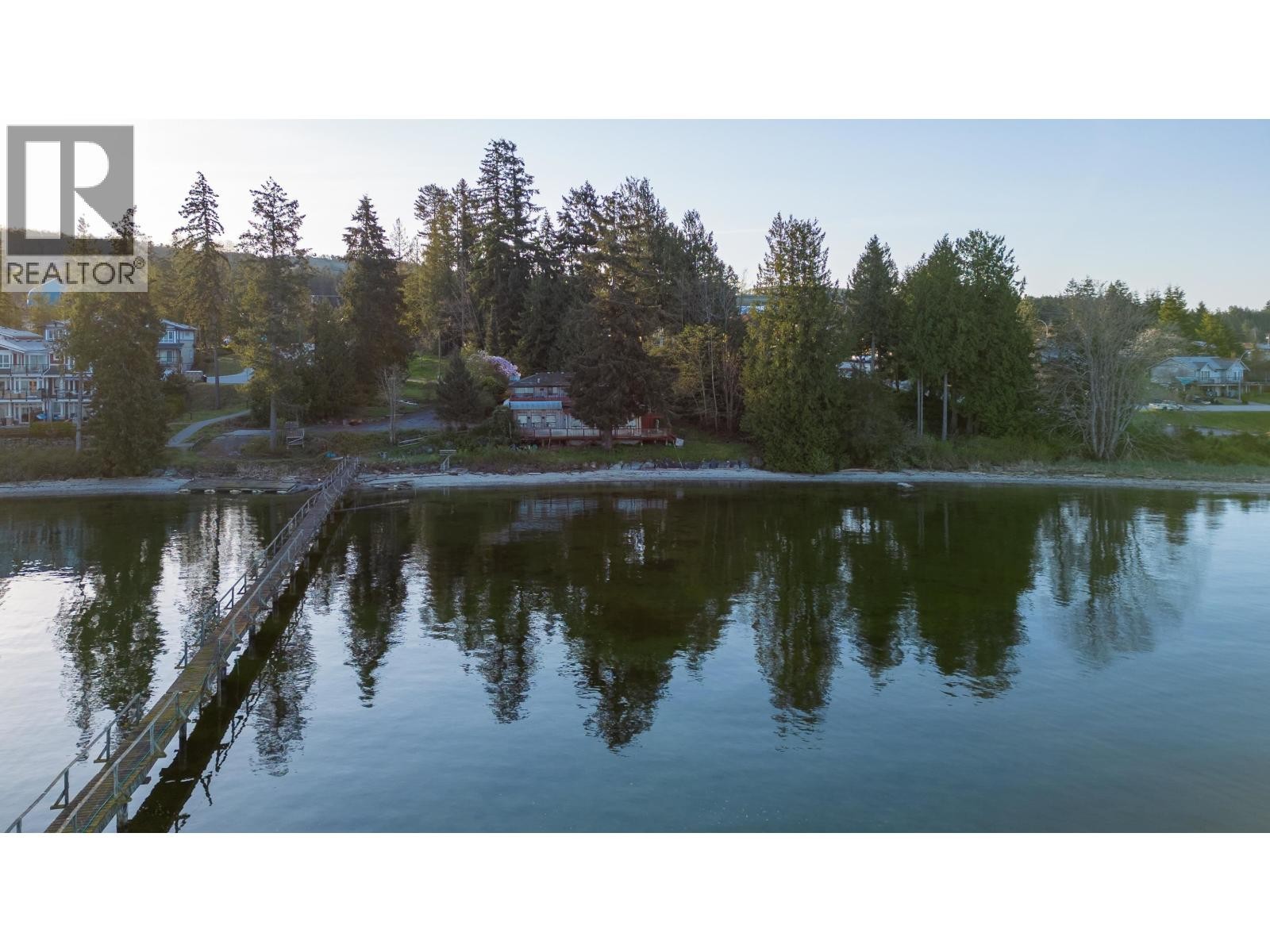 












5591 DELTA ROAD

,
Sechelt,




British Columbia
V7Z0G1

