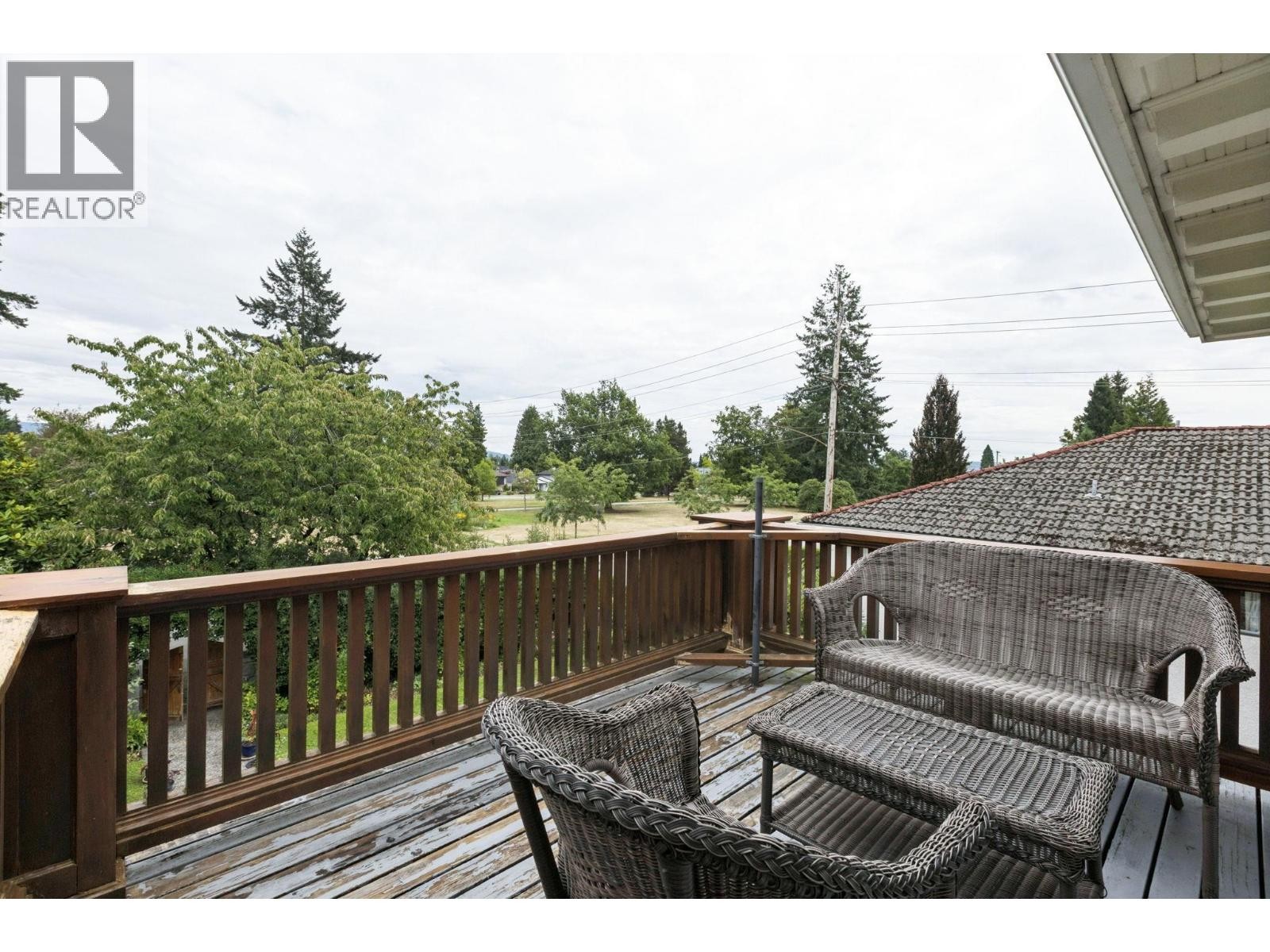 












1617 W GRAND BOULEVARD

,
North Vancouver,




British Columbia
V7L3Y2

