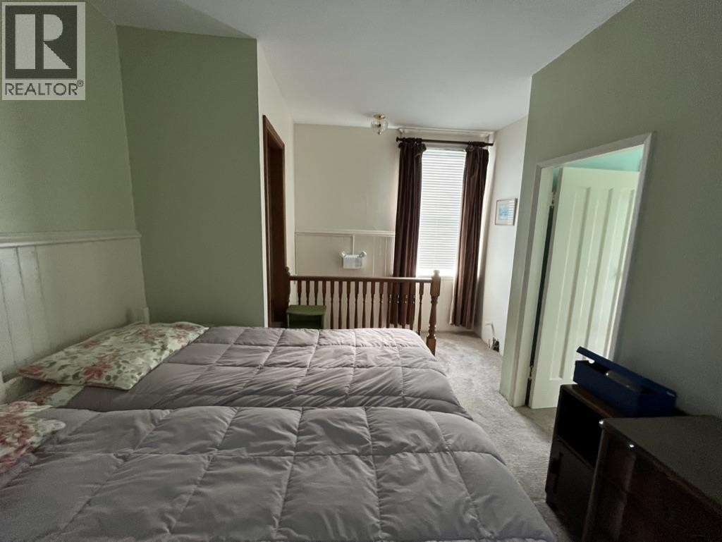 












1617 W GRAND BOULEVARD

,
North Vancouver,




British Columbia
V7L3Y2

