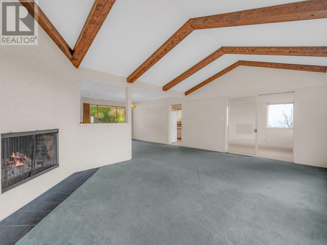 












1204 OTTABURN ROAD

,
West Vancouver,




British Columbia
V7S2J8

