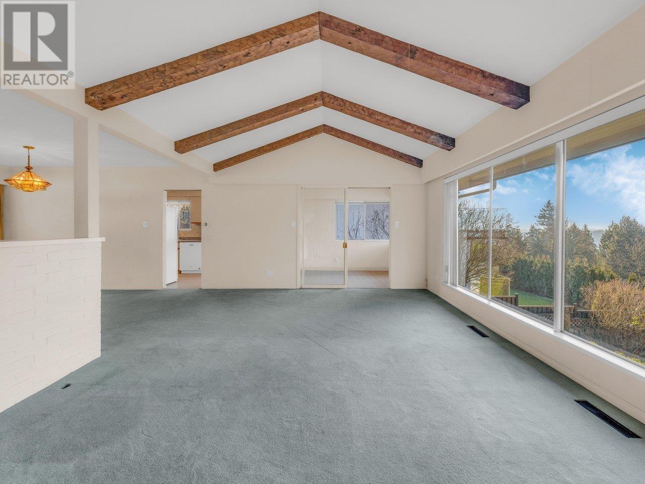 












1204 OTTABURN ROAD

,
West Vancouver,




British Columbia
V7S2J8

