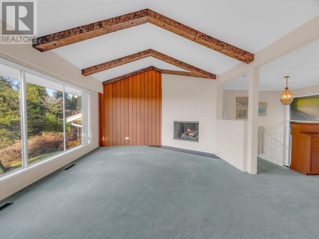 












1204 OTTABURN ROAD

,
West Vancouver,




British Columbia
V7S2J8

