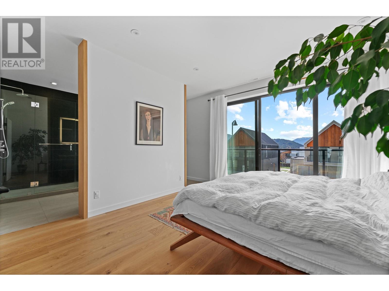 












40822 THE CRESCENT

,
Squamish,




British Columbia
V8B1B1

