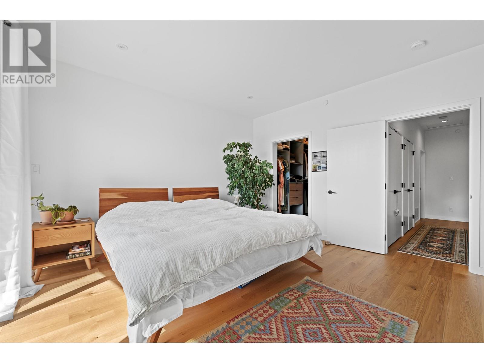 












40822 THE CRESCENT

,
Squamish,




British Columbia
V8B1B1

