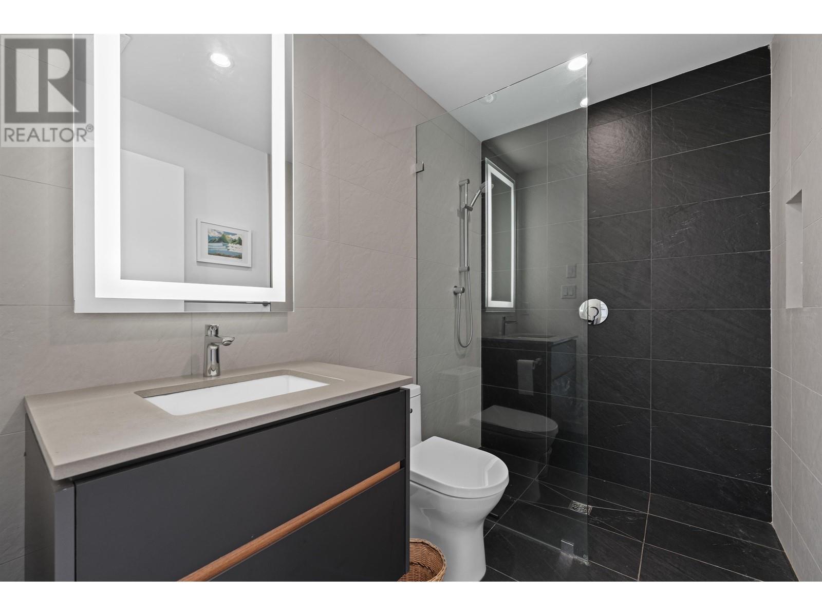 












40822 THE CRESCENT

,
Squamish,




British Columbia
V8B1B1

