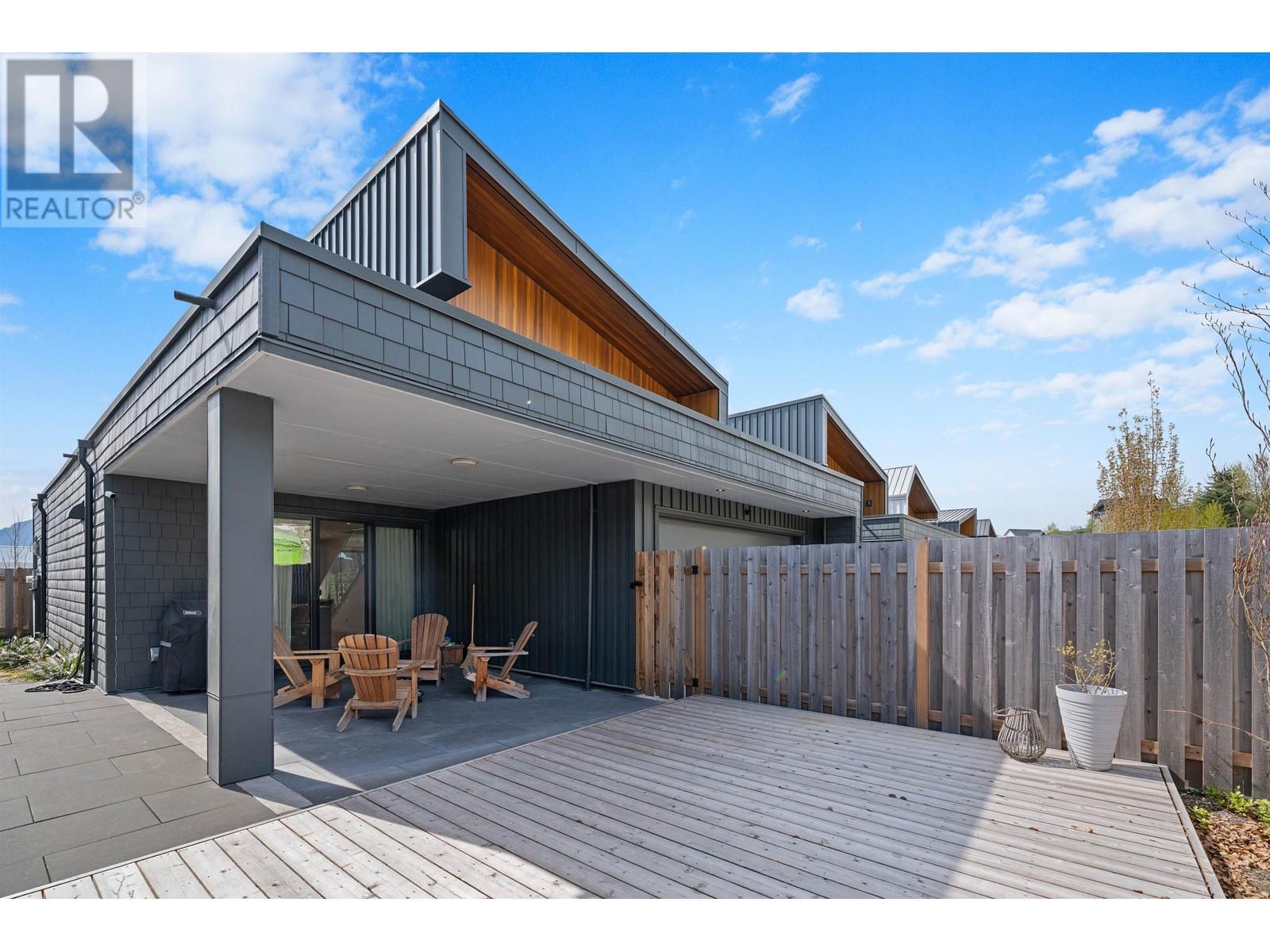












40822 THE CRESCENT

,
Squamish,




British Columbia
V8B1B1

