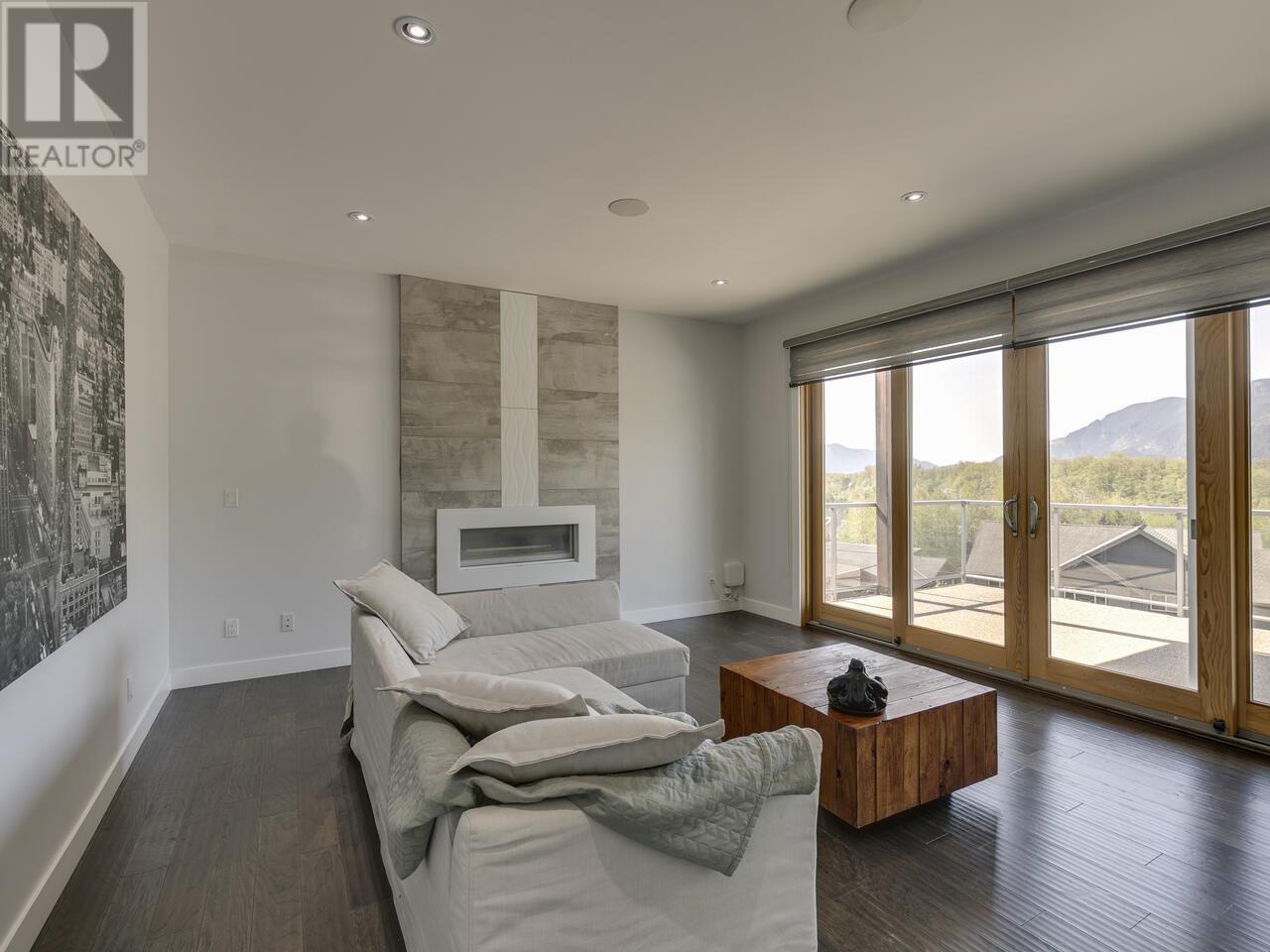 












41230 ROCKRIDGE PLACE

,
Squamish,




British Columbia
V8B0S4

