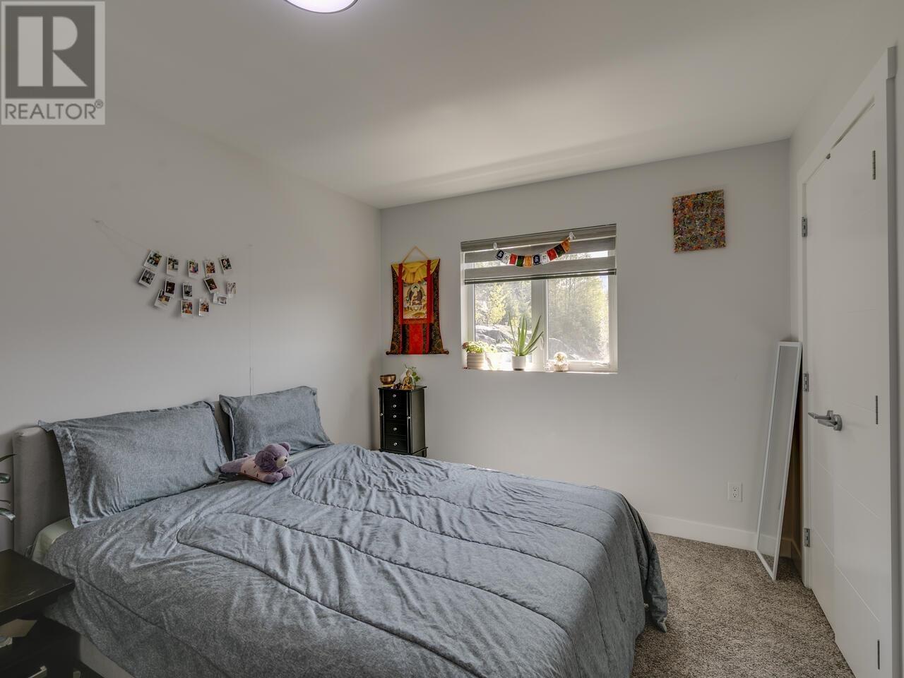 












41230 ROCKRIDGE PLACE

,
Squamish,




British Columbia
V8B0S4

