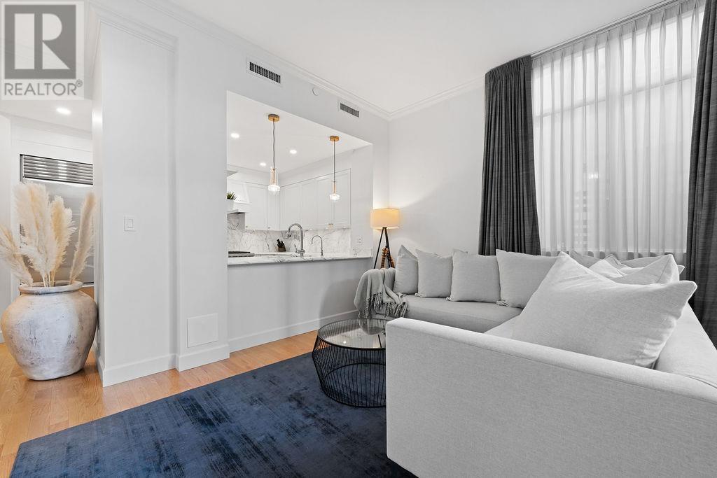 












471 BEACH CRESCENT

,
Vancouver,




British Columbia
V6Z3B9


