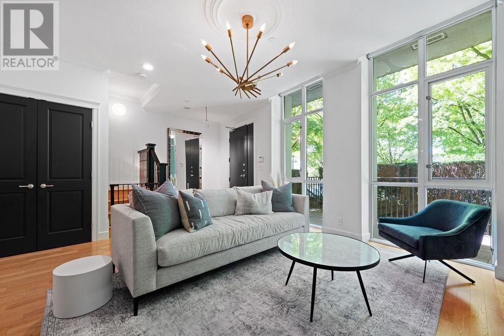 












471 BEACH CRESCENT

,
Vancouver,




British Columbia
V6Z3B9

