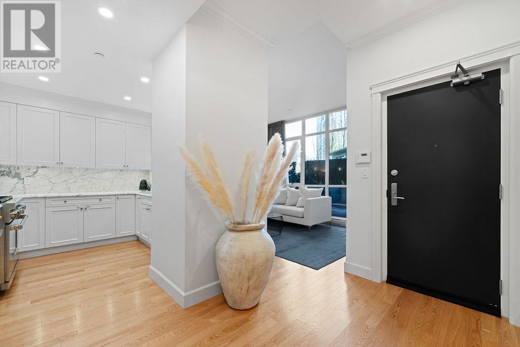 












471 BEACH CRESCENT

,
Vancouver,




British Columbia
V6Z3B9

