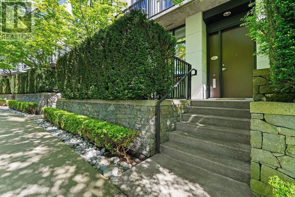 












471 BEACH CRESCENT

,
Vancouver,




British Columbia
V6Z3B9

