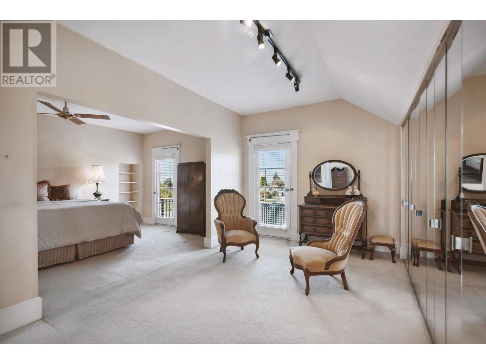 












1312 GRAND BOULEVARD

,
North Vancouver,




British Columbia
V7L3X6

