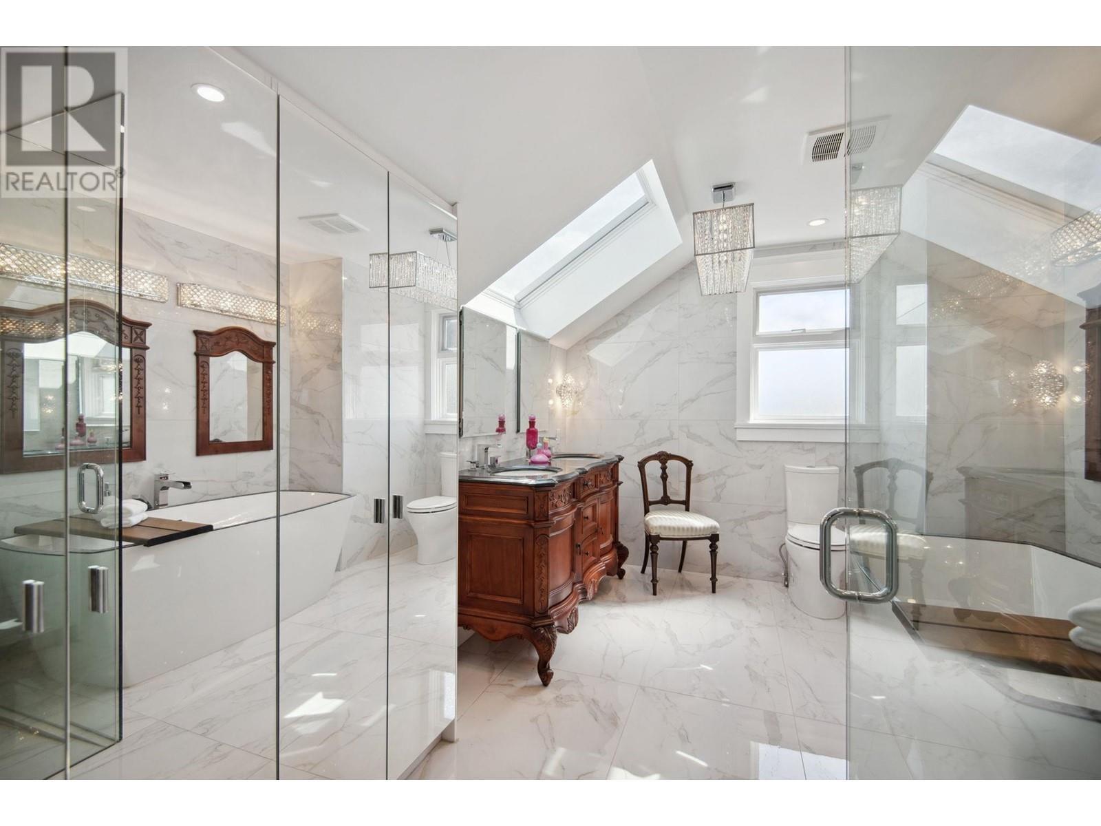 












1312 GRAND BOULEVARD

,
North Vancouver,




British Columbia
V7L3X6

