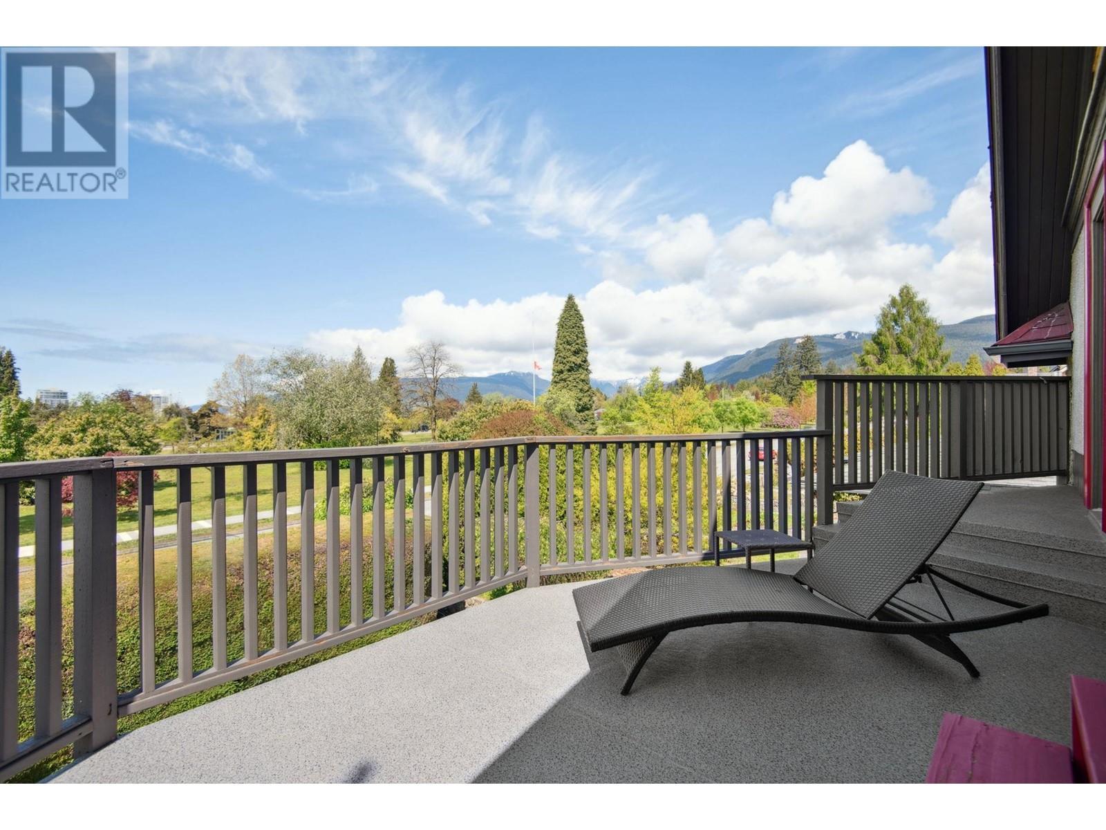 












1312 GRAND BOULEVARD

,
North Vancouver,




British Columbia
V7L3X6

