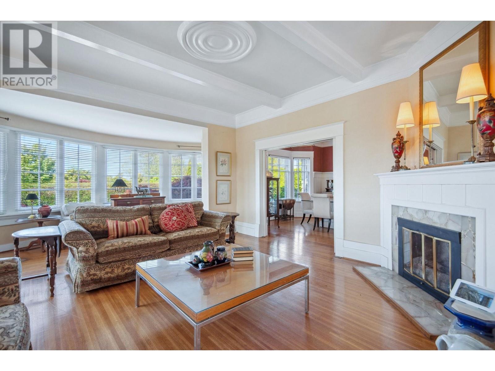 












1312 GRAND BOULEVARD

,
North Vancouver,




British Columbia
V7L3X6

