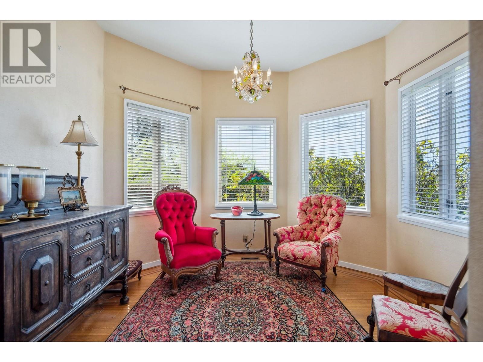 












1312 GRAND BOULEVARD

,
North Vancouver,




British Columbia
V7L3X6

