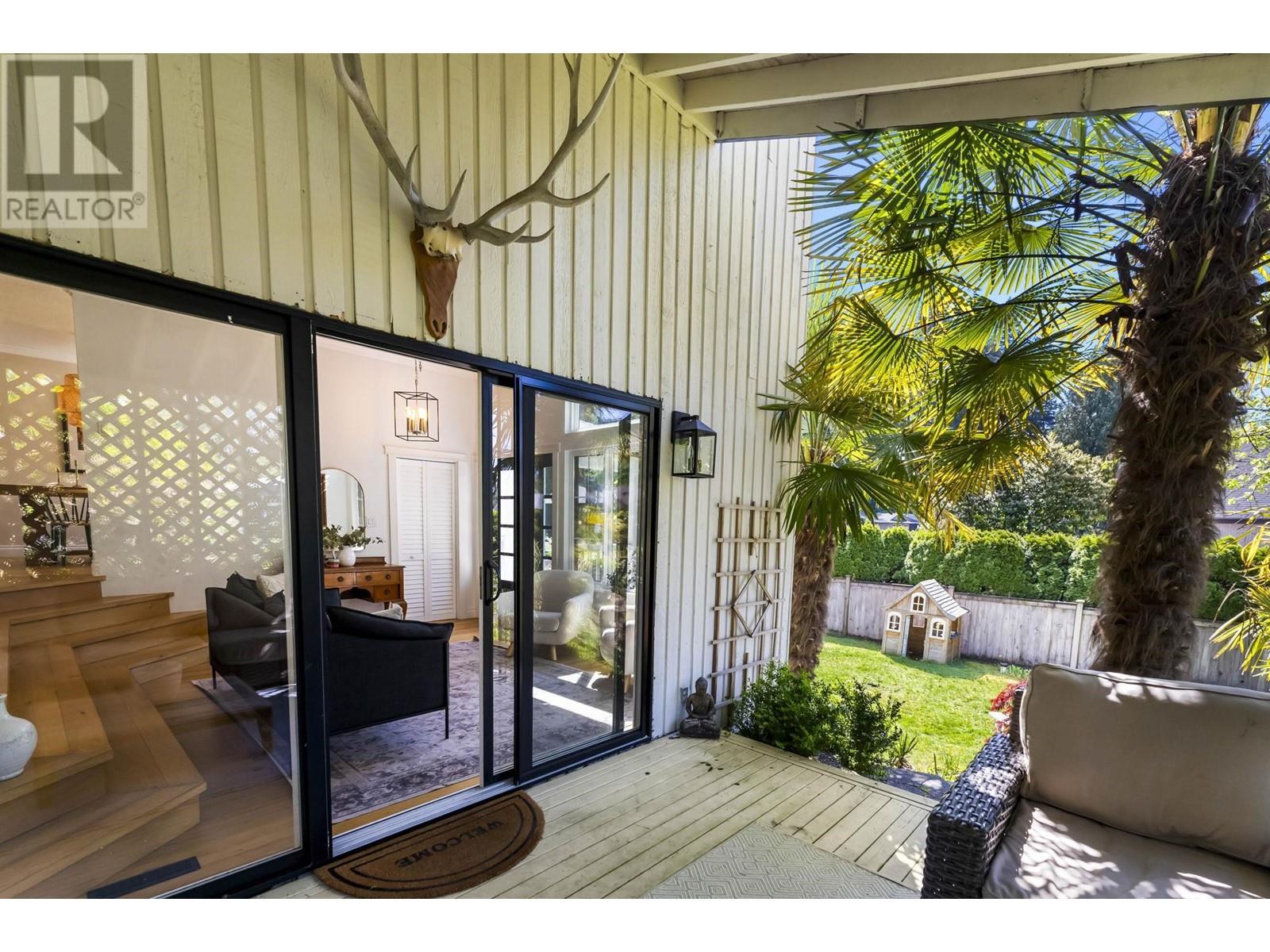 












1682 W 21ST STREET

,
North Vancouver,




British Columbia
V7P2E4

