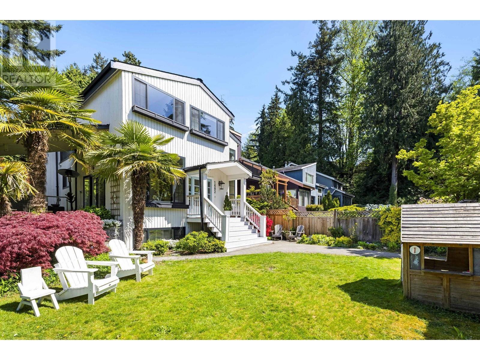 












1682 W 21ST STREET

,
North Vancouver,




British Columbia
V7P2E4

