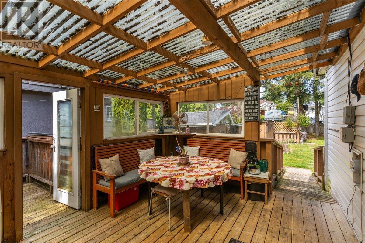 












2209 AUSTIN AVENUE

,
Coquitlam,




British Columbia
V3K3R9


