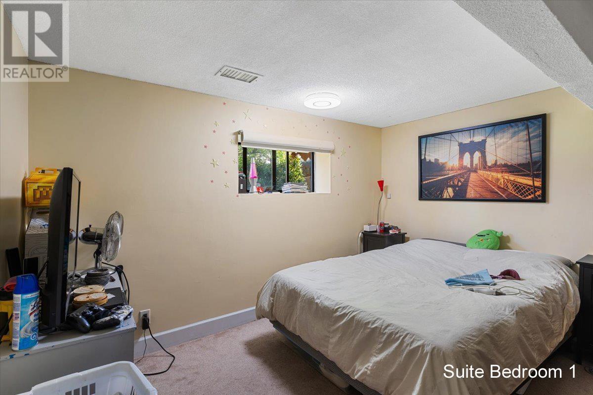 












2209 AUSTIN AVENUE

,
Coquitlam,




British Columbia
V3K3R9


