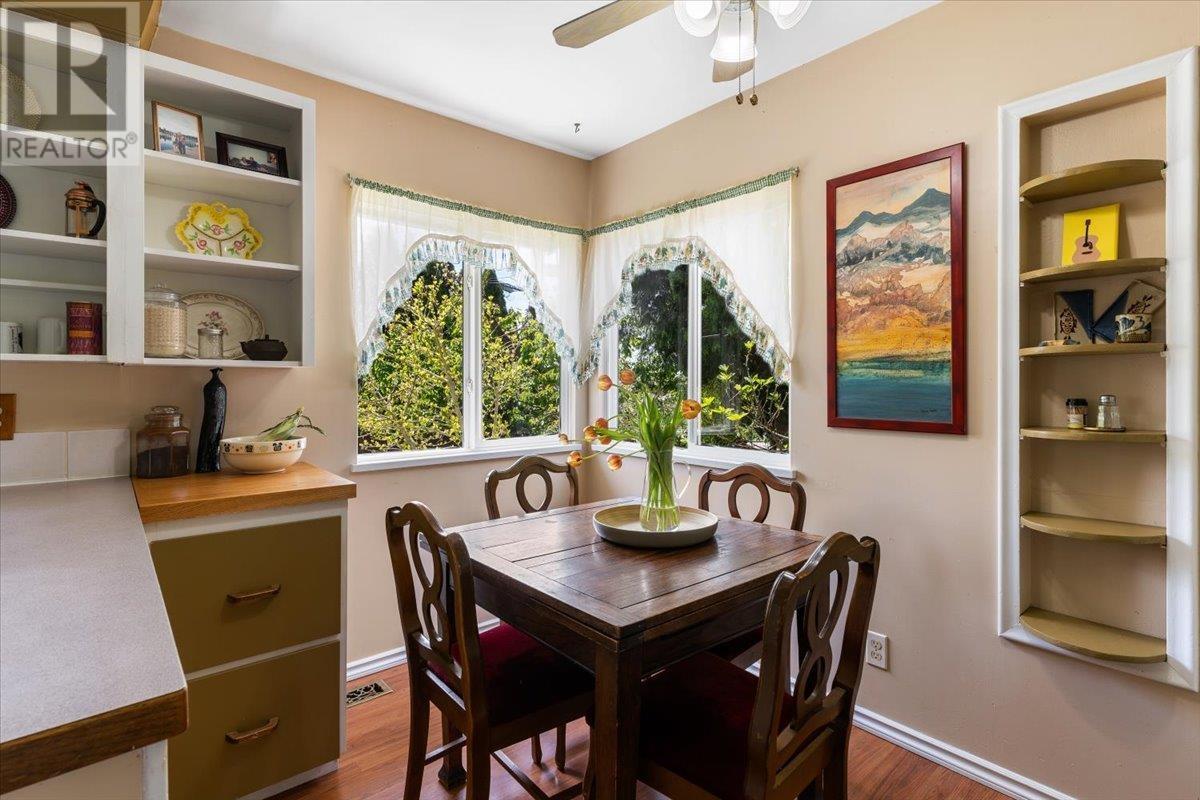 












2209 AUSTIN AVENUE

,
Coquitlam,




British Columbia
V3K3R9

