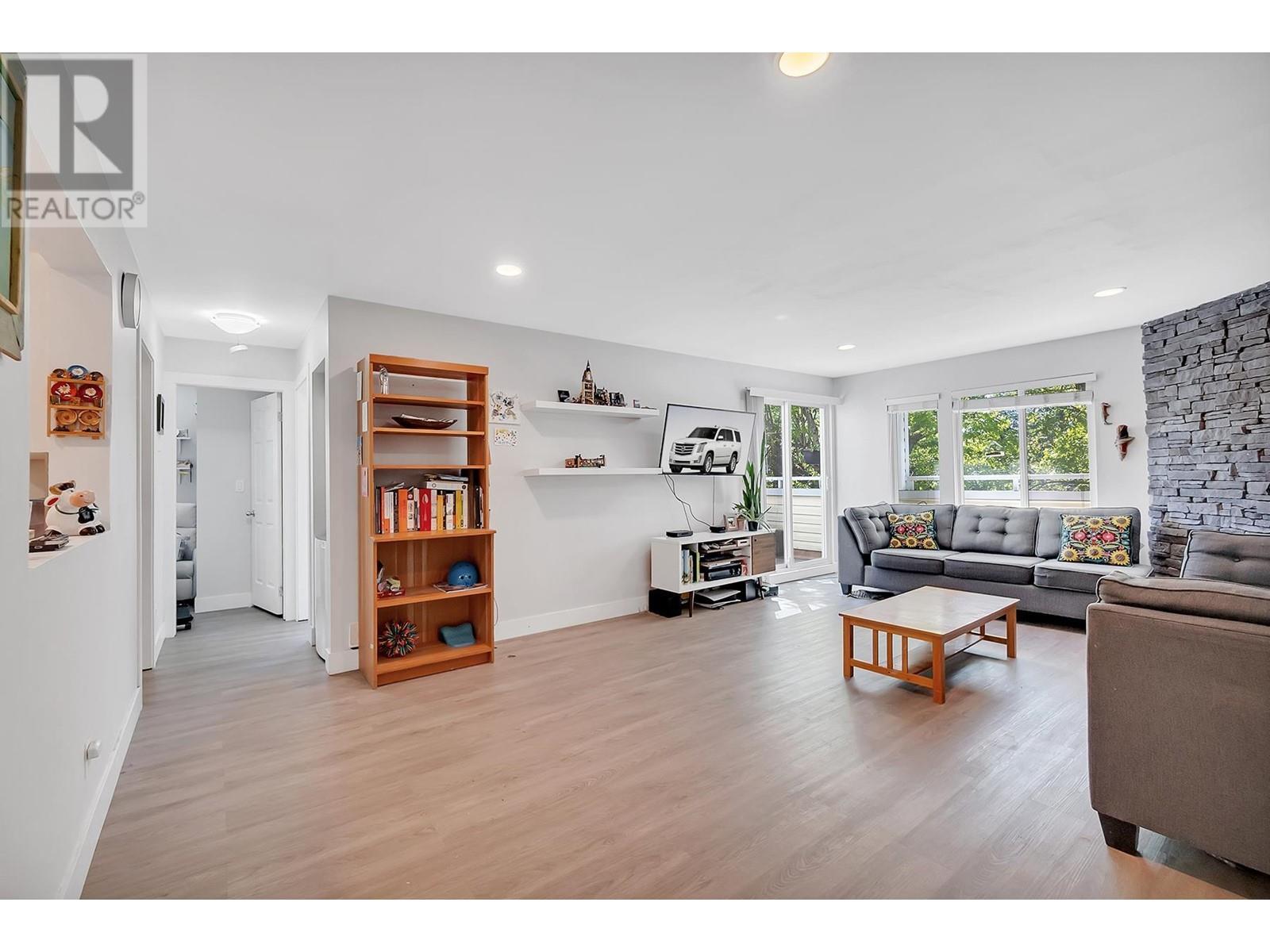 












22 5661 LADNER TRUNK ROAD

,
Ladner,




British Columbia
V4K1X3


