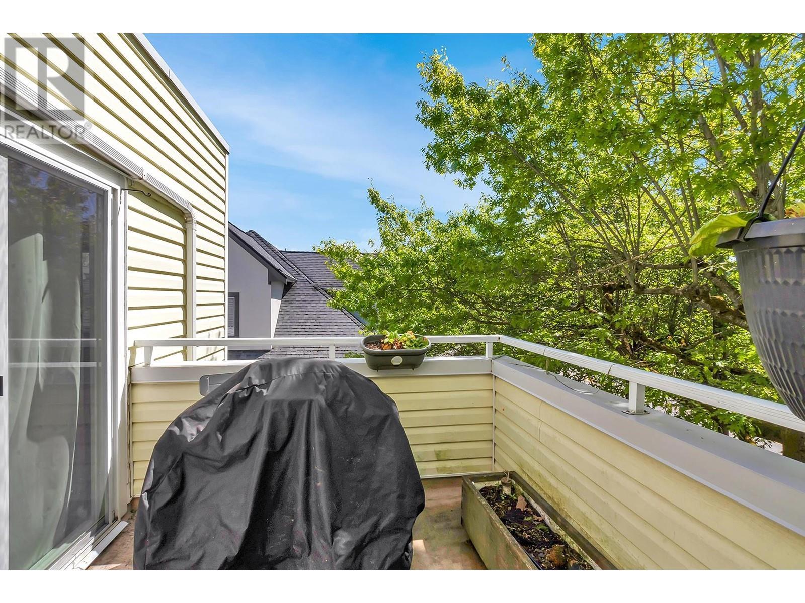 












22 5661 LADNER TRUNK ROAD

,
Ladner,




British Columbia
V4K1X3

