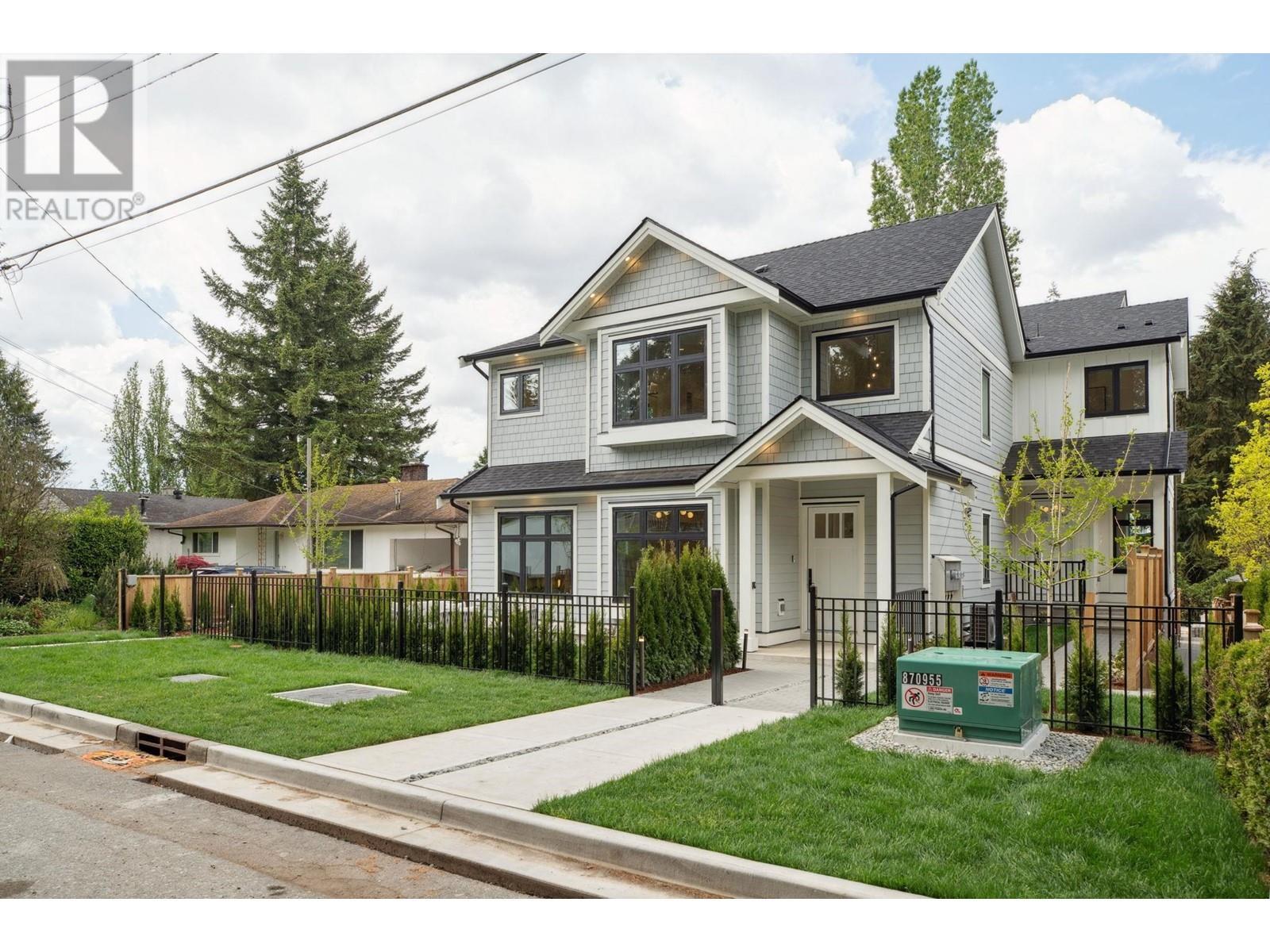 












103 692 FLORENCE STREET

,
Coquitlam,




British Columbia
V3J4C8

