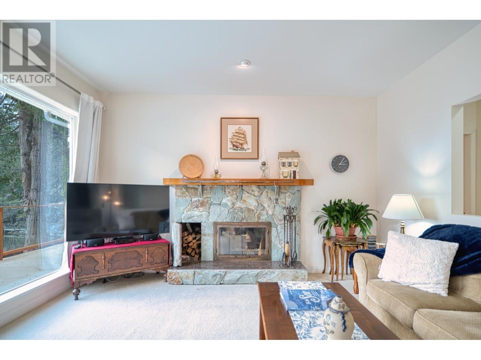 












5338 DANIEL ROAD

,
Garden Bay,




British Columbia
V0N1S1

