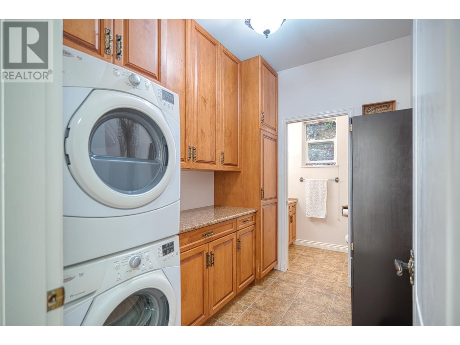 












5338 DANIEL ROAD

,
Garden Bay,




British Columbia
V0N1S1

