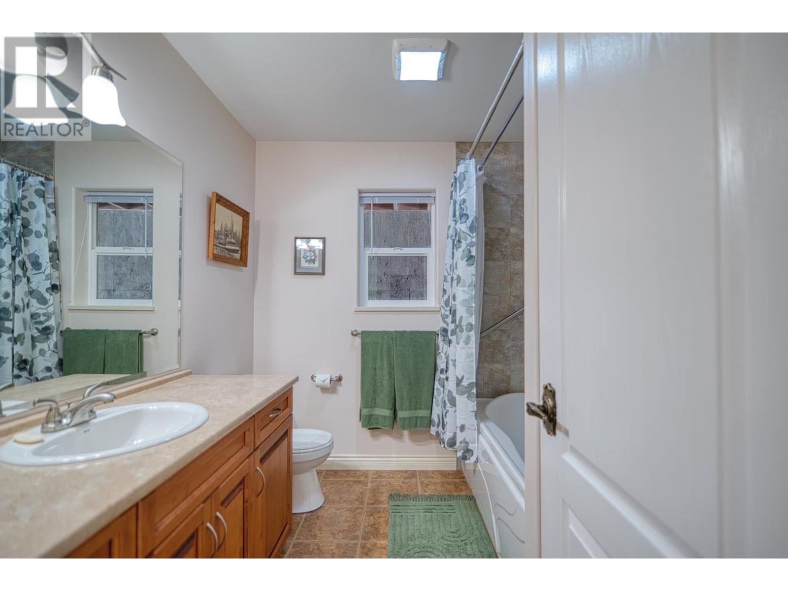 












5338 DANIEL ROAD

,
Garden Bay,




British Columbia
V0N1S1

