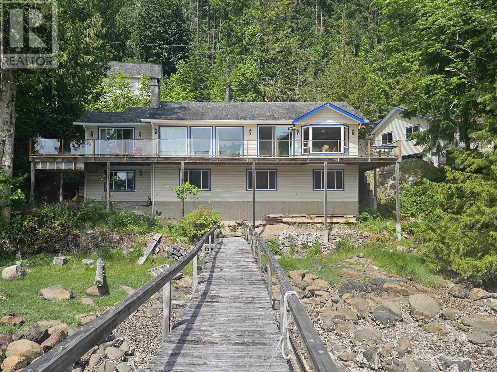 












5338 DANIEL ROAD

,
Garden Bay,




British Columbia
V0N1S1

