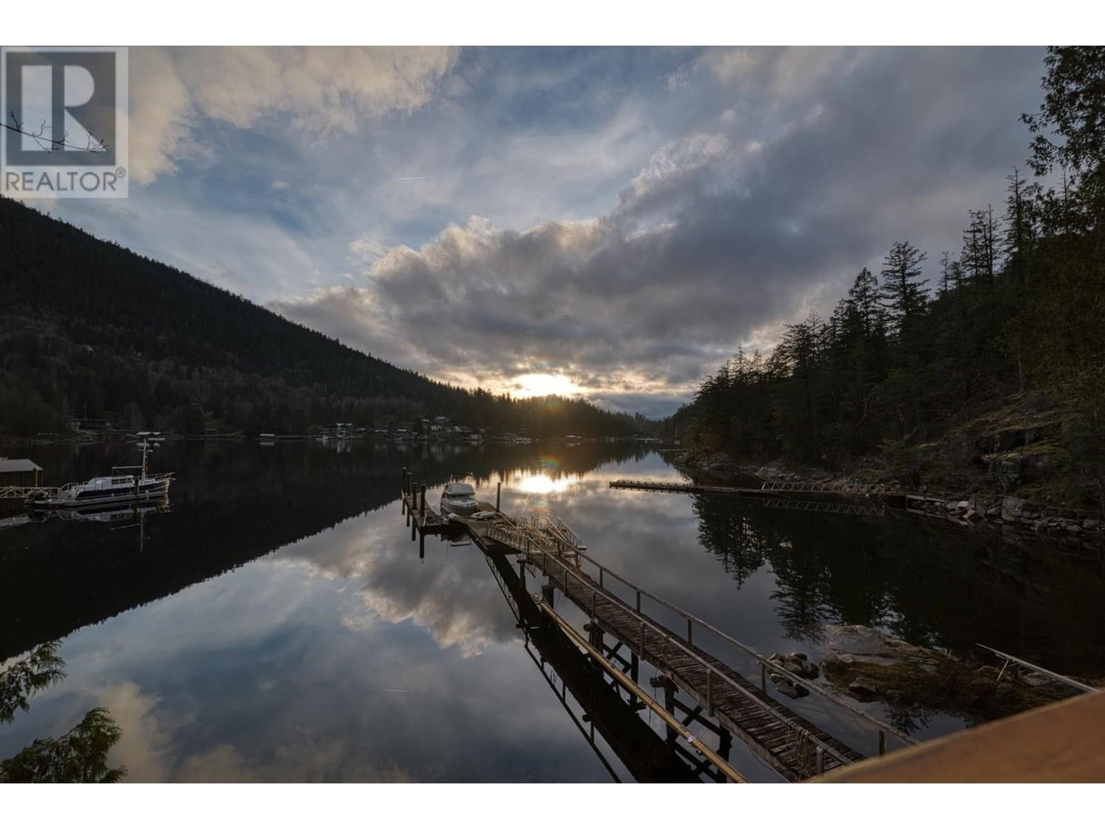 












5338 DANIEL ROAD

,
Garden Bay,




British Columbia
V0N1S1

