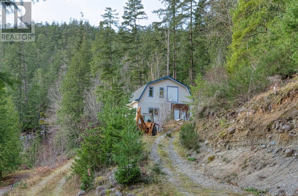 












5338 DANIEL ROAD

,
Garden Bay,




British Columbia
V0N1S1

